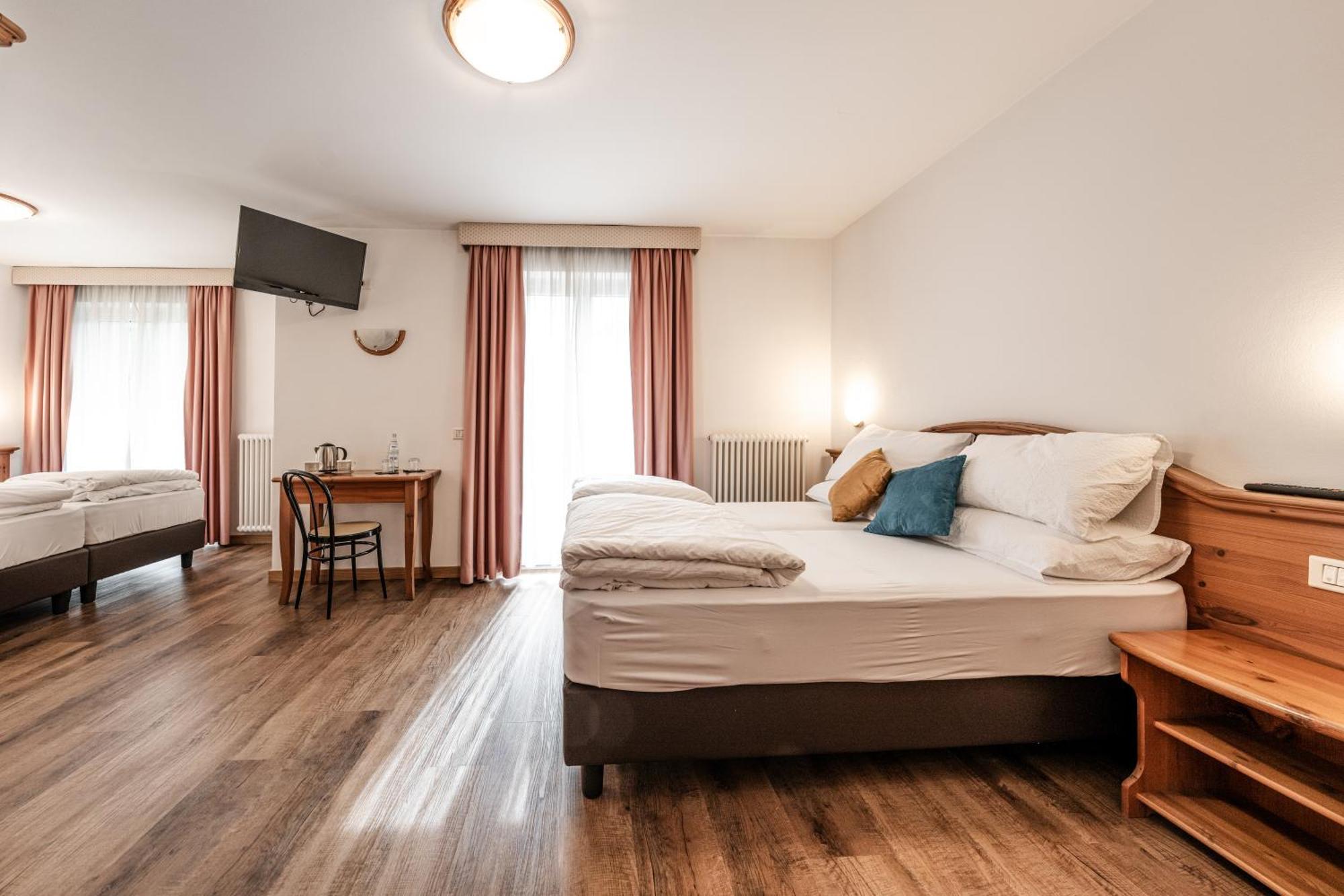 Hotel La Noria コンメッツァドゥーラ エクステリア 写真