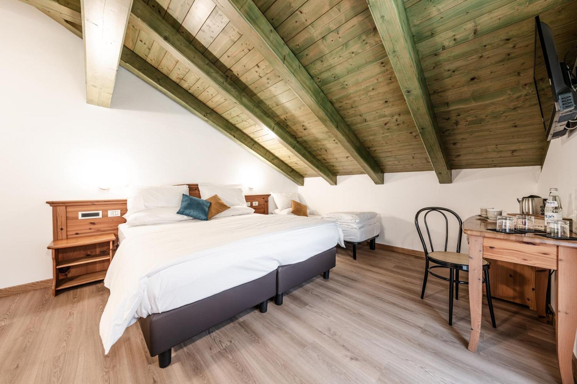 Hotel La Noria コンメッツァドゥーラ エクステリア 写真